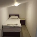 Guest house мишурови