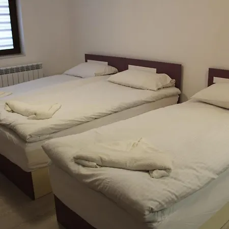 мишурови Maison d'hôtes 3*